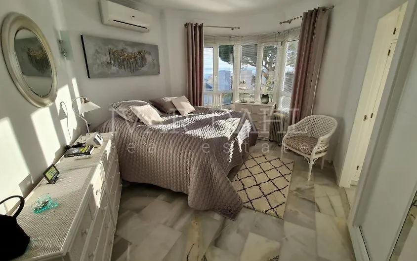 El Puente Luxury 3 Bedroom Mijas 0*,