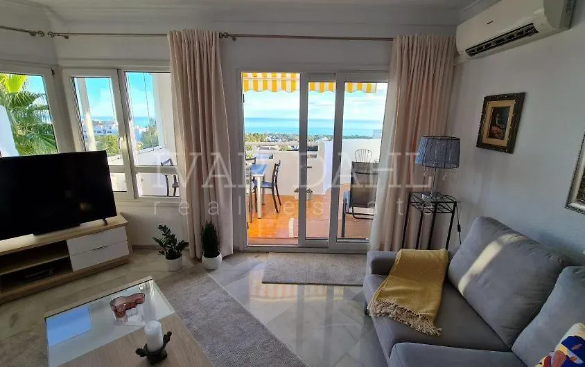 El Puente Luxury 3 Bedroom Mijas Apartment
